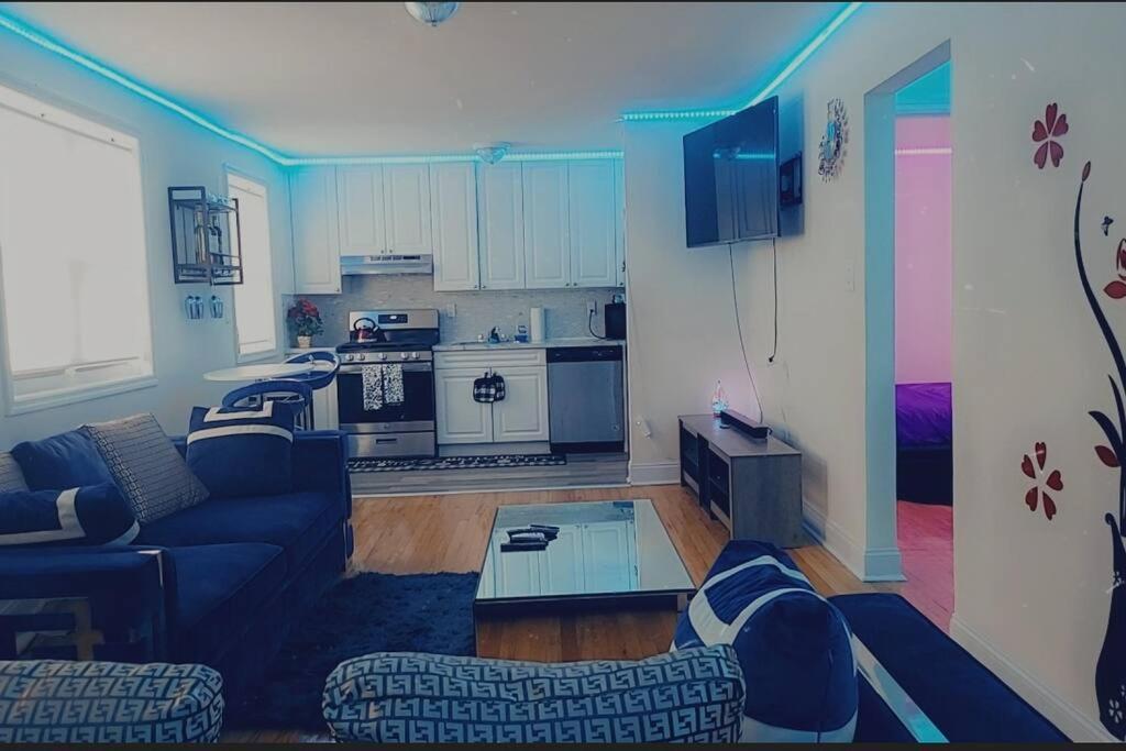 Townhouse Apartment In Oakland Gardens Nova York Exterior foto
